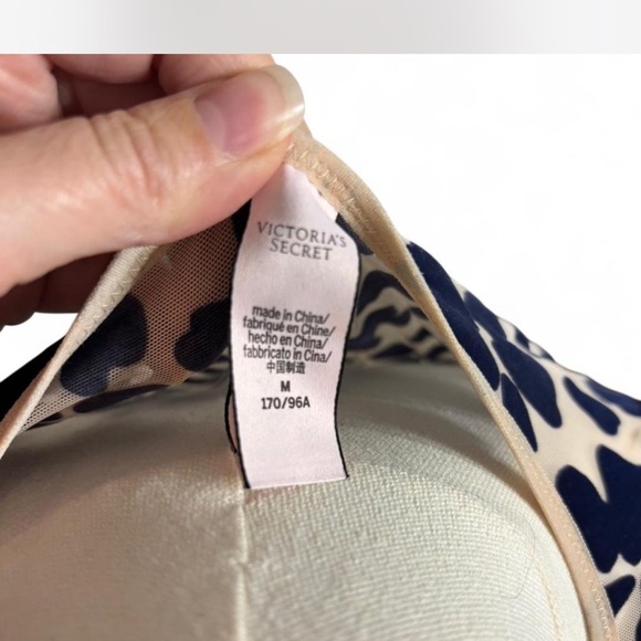 Victoria's Secret Whimsey Goth Sheer bodysuit Velvet Flower Pattern -Medium - Picture 4 of 5